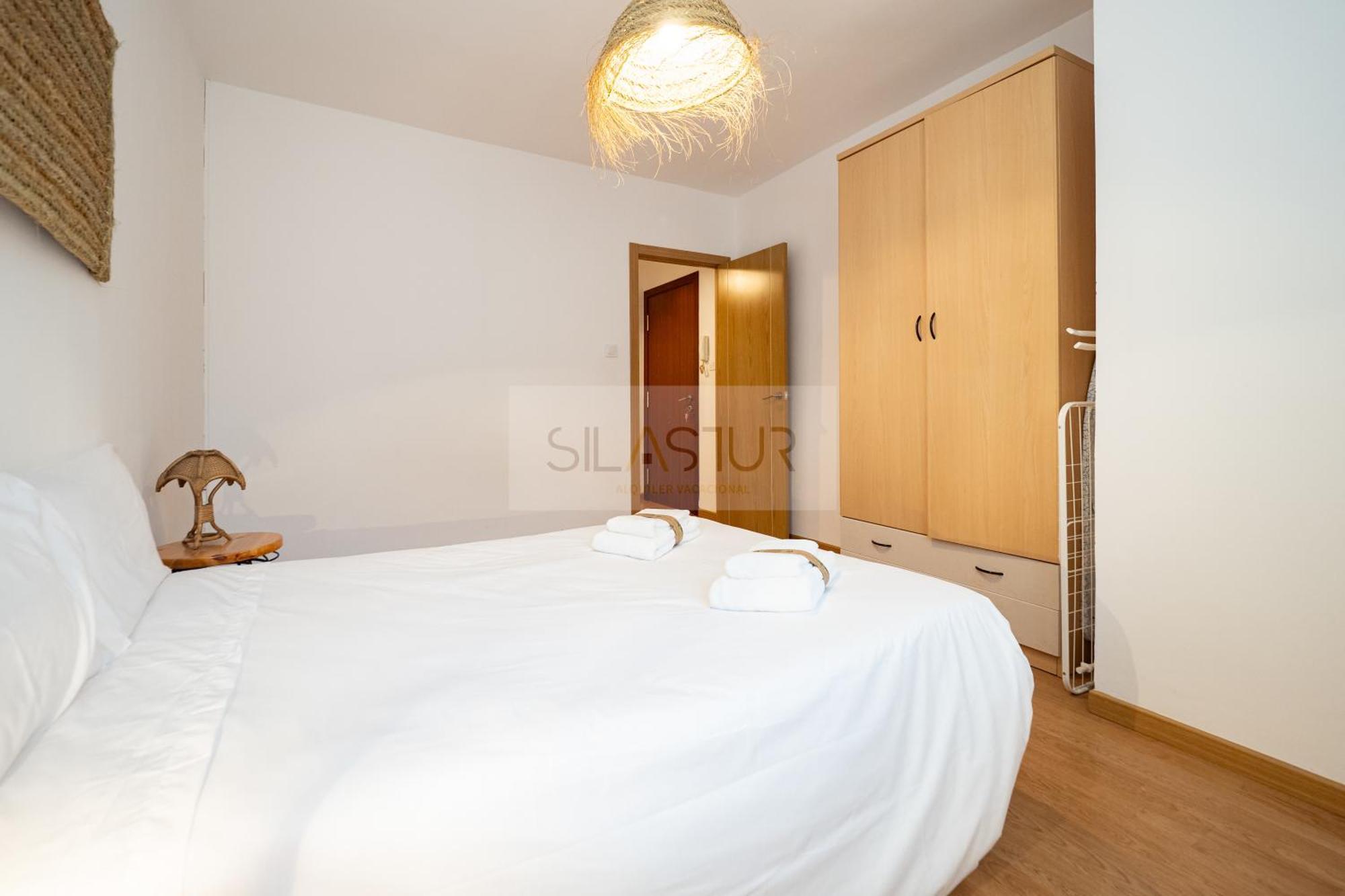 Santa Eulalia Vive Oviedo I Apartamento מראה חיצוני תמונה